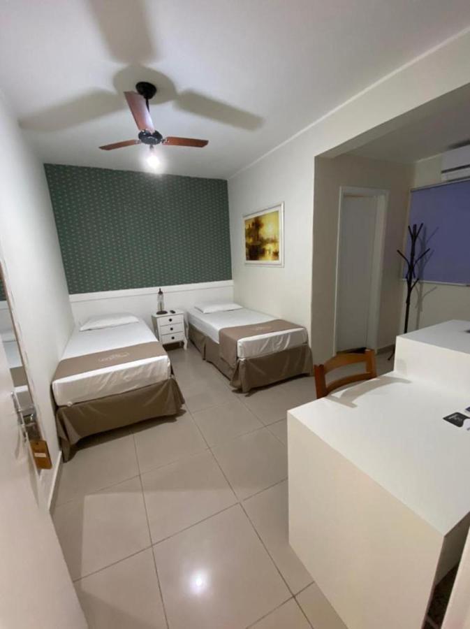Colonial Hotel